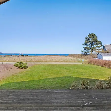 3 Bedroom Front In Hébergement de vacances Asperup