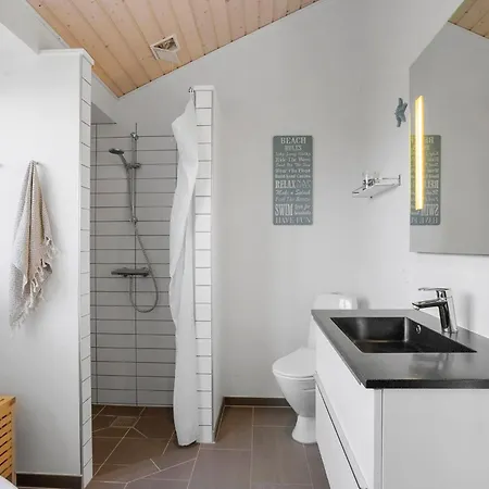 Hébergement de vacances 3 Bedroom Front In Asperup